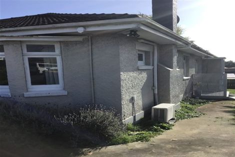 Photo of property in 1/3185 Great North Road, New Lynn, Auckland, 0600
