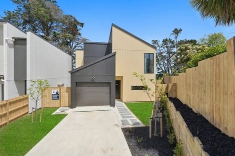 Photo of property in 60 Ramwall Place, Weymouth, Auckland, 2103