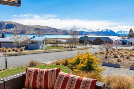 Photo of property in 1 Pollock Place, Lake Tekapo, 7999
