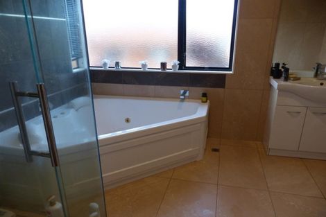 Photo of property in 9 Corsham Grove, Churton Park, Wellington, 6037