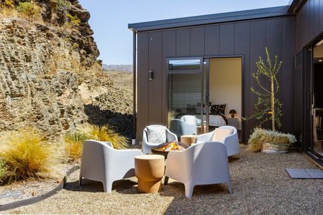 Photo of property in 25d Blackman Road, Blackmans, Alexandra, 9391