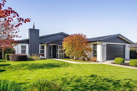 Photo of property in 61 Armstrong Avenue, Carterton, 5713