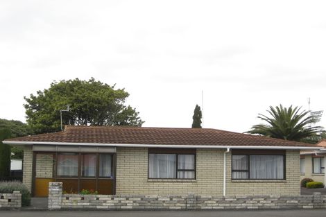 Photo of property in 11 Tukapa Street, Westown, New Plymouth, 4310