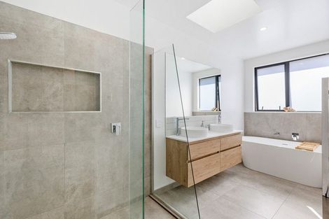 Photo of property in 69 Te Hurunui Drive, Pegasus, 7612