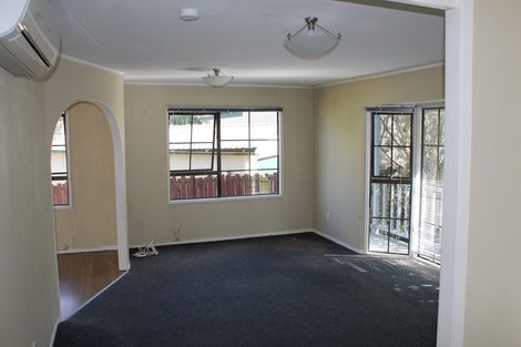 Photo of property in 4 Orinda Close, Botany Downs, Auckland, 2010