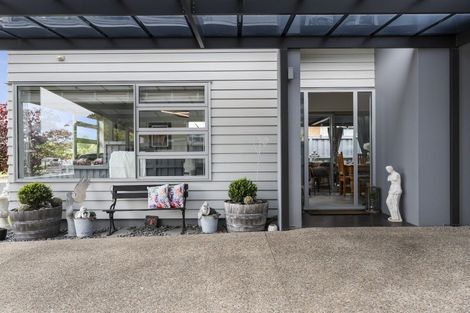 Photo of property in 21 Lakeview Quay, Pyes Pa, Tauranga, 3112