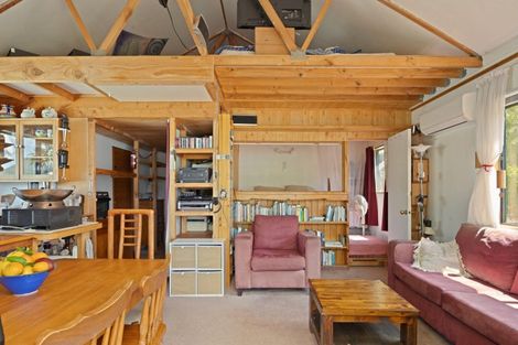 Photo of property in 579 Queen Charlotte Drive, Havelock, 7281