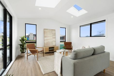 Photo of property in 77 Maturiki Drive, Ruakaka, 0118