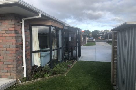 Photo of property in 2/300 Saint Aubyn Street, New Plymouth, 4310