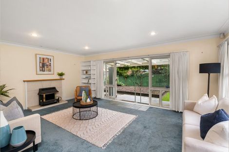 Photo of property in 57 Crofton Road, Harewood, Christchurch, 8051
