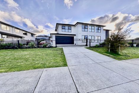 Photo of property in 84 Mettam Drive, Swanson, Auckland, 0614