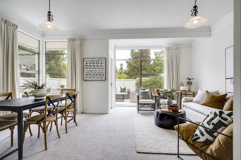 Photo of property in 4/14 Greenwood Road, Havelock North, 4130