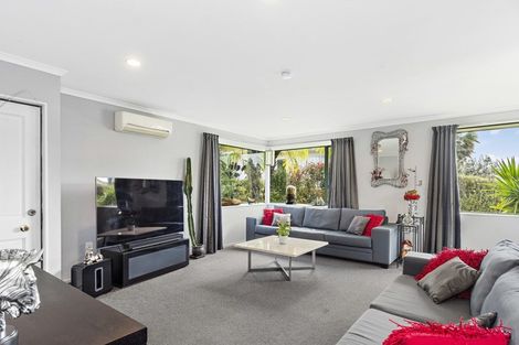 Photo of property in 32 Sunvale Place, Gate Pa, Tauranga, 3112