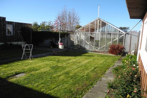 Photo of property in 43 Harris Street, Waimate, 7924
