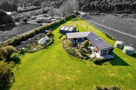 Photo of property in 438 Whitemans Valley Road, Whitemans Valley, Upper Hutt, 5371