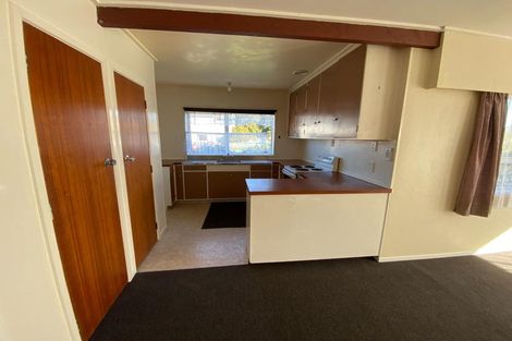 Photo of property in 142 Old Farm Road, Hamilton East, Hamilton, 3216
