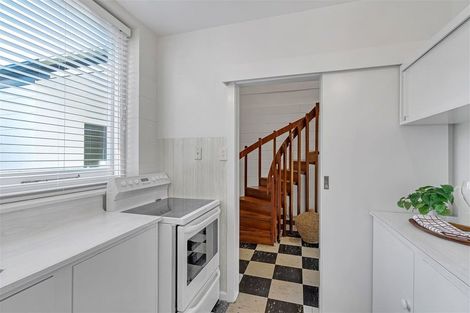 Photo of property in 1/99 Aikmans Road, Merivale, Christchurch, 8014