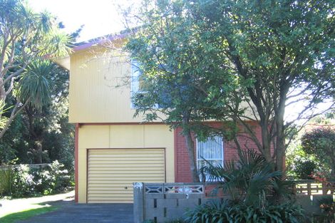 Photo of property in 20 Puriri Street, Eastbourne, Lower Hutt, 5013