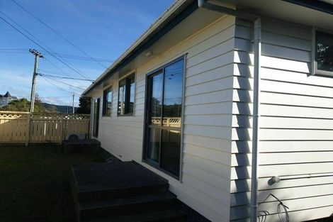 Photo of property in 2/11 Stafford Street, Silverstream, Upper Hutt, 5019