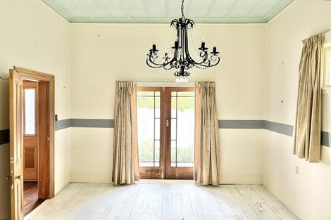 Photo of property in 25 Carruthers Street, Otane, 4202