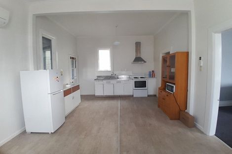 Photo of property in 13 Hall Street, Newtown, Wellington, 6021