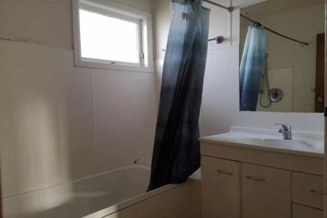 Photo of property in 24 Ranui Avenue, Ranui, Auckland, 0612