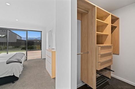 Photo of property in 10 Sawdon Street, Wanaka, 9305