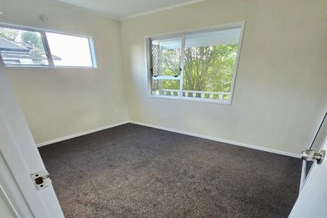 Photo of property in 52 Shifnal Drive, Randwick Park, Auckland, 2105