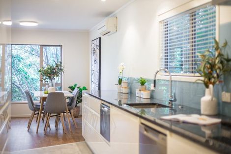 Photo of property in 4 Te Kura Road, Pukerua Bay, 5026