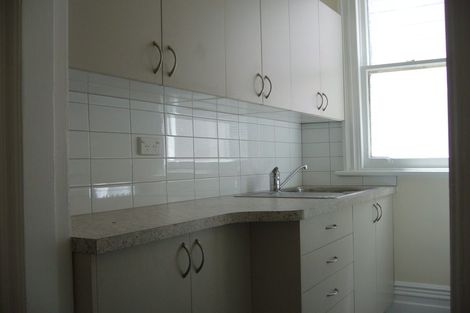 Photo of property in 6 Telford Terrace, Oriental Bay, Wellington, 6011