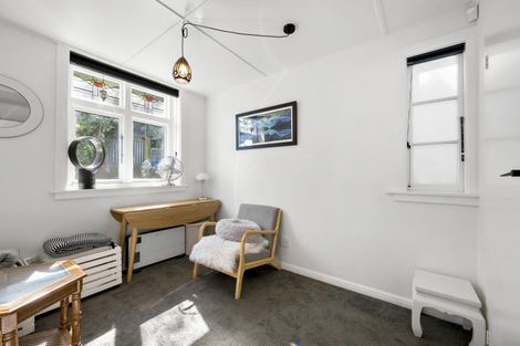 Photo of property in 409 Marine Drive, Mahina Bay, Lower Hutt, 5013