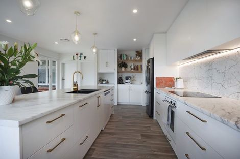 Photo of property in 94 Mcmurdo Street, Tinwald, Ashburton, 7700