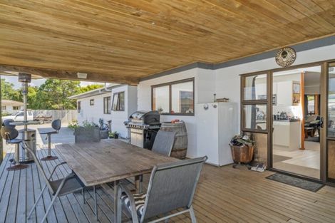 Photo of property in 40 Moewai Park Road, Whitianga, 3510