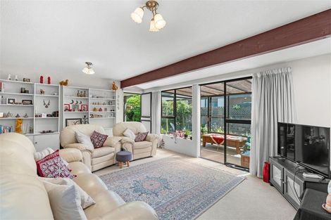 Photo of property in 1/25 Withells Road, Avonhead, Christchurch, 8042