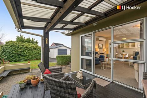 Photo of property in 105 Hagart-alexander Drive, Mosgiel, 9024