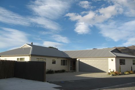 Photo of property in 5 Melmore Terrace, Cromwell, 9310