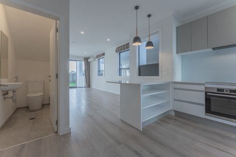 Photo of property in 28 Marine Parade, Hobsonville, Auckland, 0616