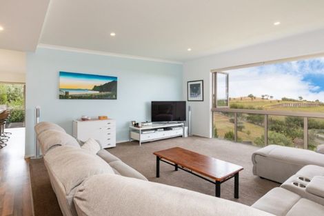 Photo of property in 571 Barrier View Road, Mangawhai, Kaiwaka, 0573