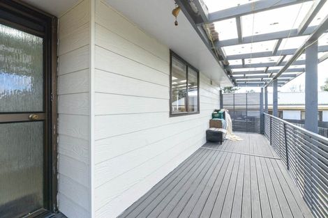 Photo of property in 25 Glen Close, Glen Eden, Auckland, 0602