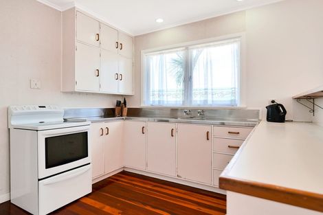 Photo of property in 78a Wharf Road, Te Atatu Peninsula, Auckland, 0610