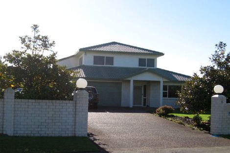 Photo of property in 6 Settlers Grove, Orewa, 0931