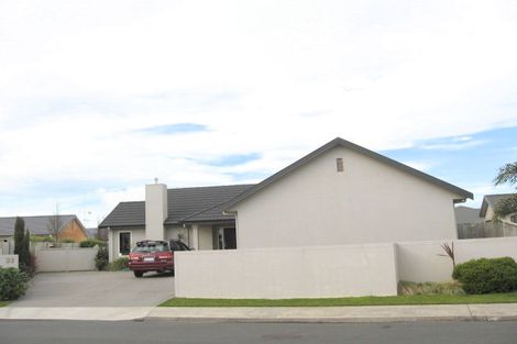 Photo of property in 33 Grace Avenue, Rototuna North, Hamilton, 3210