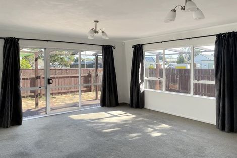 Photo of property in 16 Malone Road, Waterloo, Lower Hutt, 5011