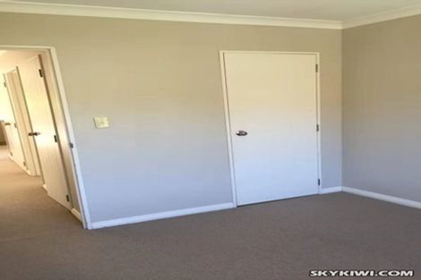 Photo of property in 35 Helvetia Drive, Browns Bay, Auckland, 0630