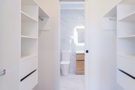 Photo of property in 37 Horokaka Street, Massey, 0614