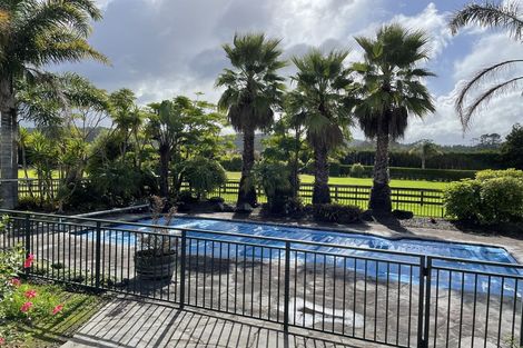 Photo of property in 136 Oraha Road, Kumeu, 0892