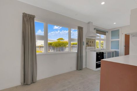 Photo of property in 26 Grierson Avenue, Amberley, 7481