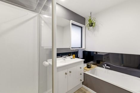 Photo of property in 2/44 Kathleen Crescent, Hornby, Christchurch, 8042
