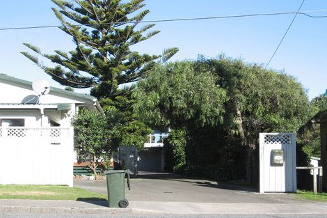 Photo of property in 10 Poplar Avenue, Raumati South, Paraparaumu, 5032