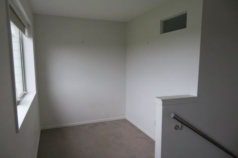 Photo of property in 70 Pencaitland Drive, Flat Bush, Auckland, 2019